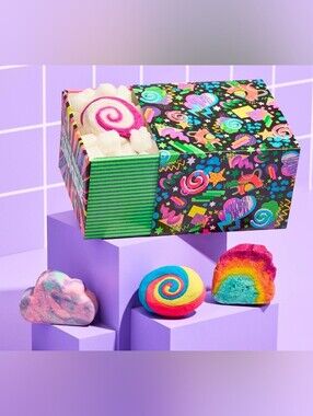 LUSH Let's Get Ready To Crumble Gift Set - Rainbow Swirl 🍥🍥🍥